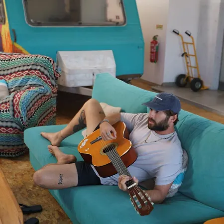 Wot Social Ostello *