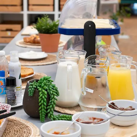 Wot Social Ostello *