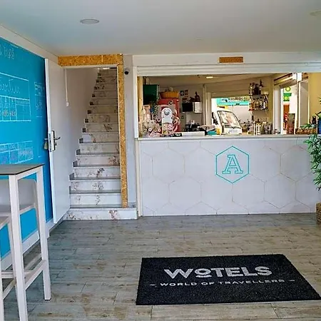 Hostel Wot Social Peniche